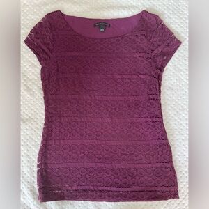 Size 4 Banana Republic burgundy- like lined laced top